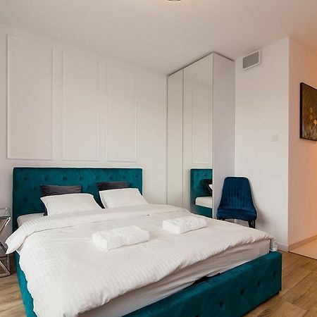 Warsaw To Be - Glamour Apartment Exterior photo